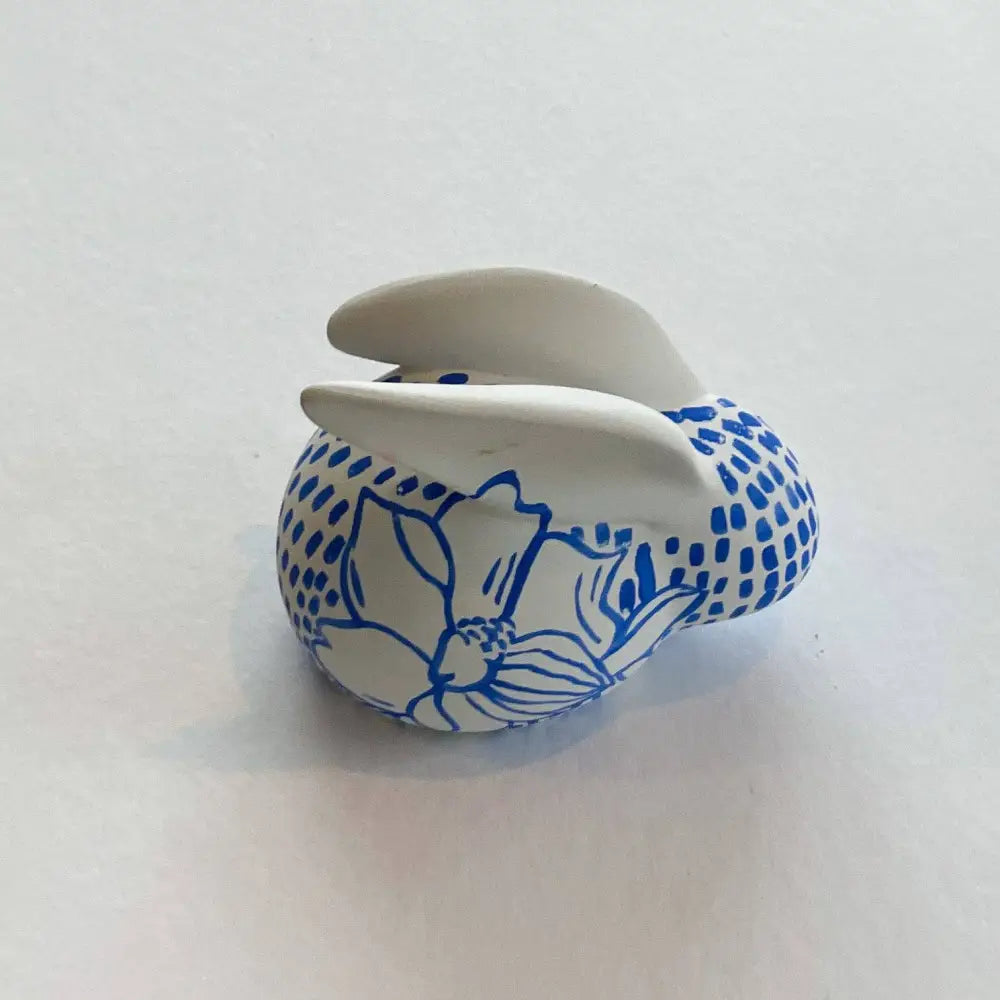 Small Magnolia Bunny|Jessica Reynolds Art