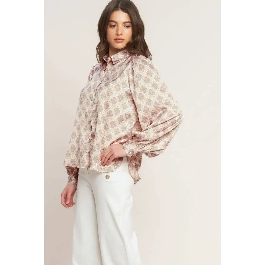 A printed woven top - IT12561-T IVORY PINK