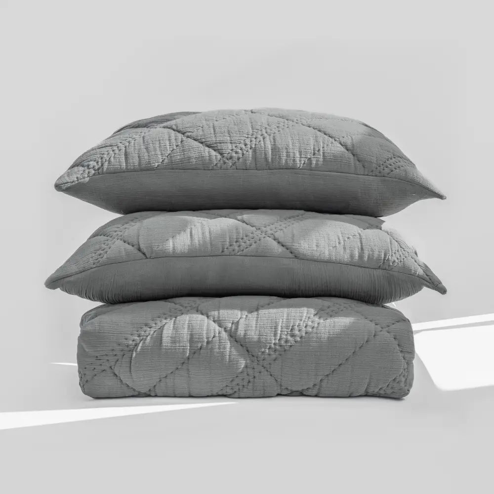 Bleeker Quilt Mineral - Bedding