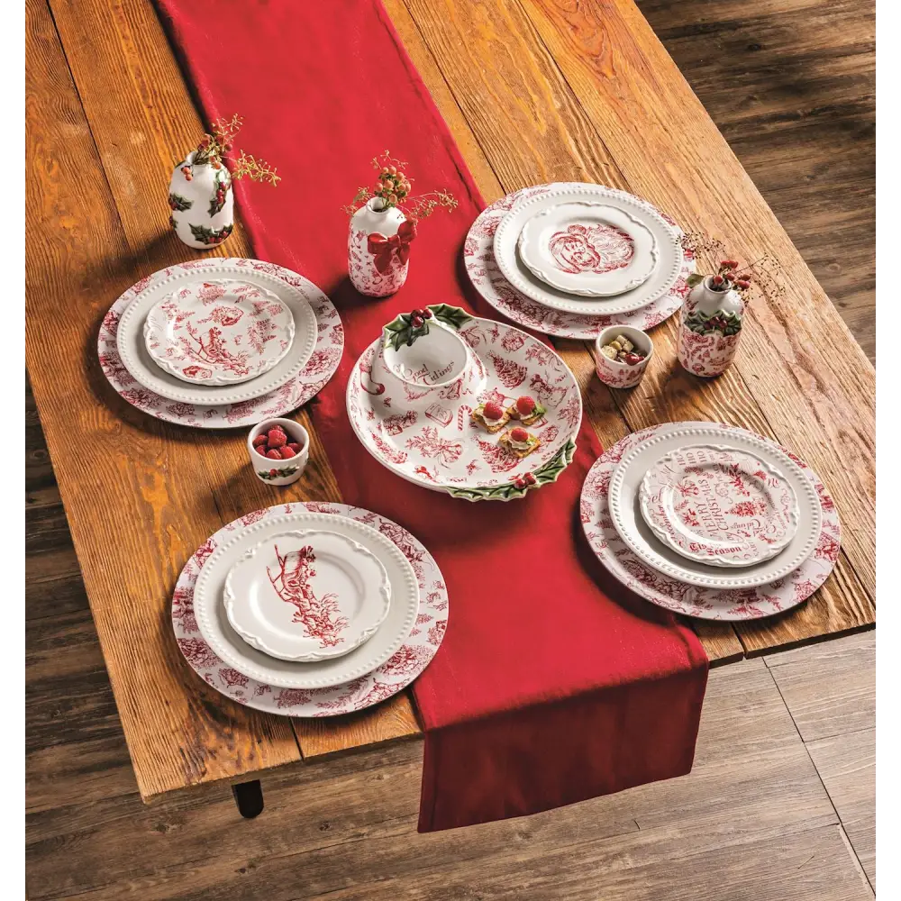 Santa Scene Scallop Napkin Set - Christmas