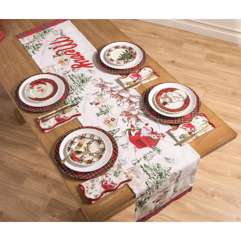 Santa Scene Scallop Napkin Set - Christmas