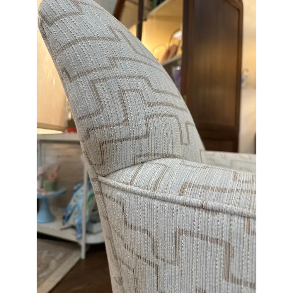 TIMES SQUARE SWIVEL CHAIR - SWIVEL CHAIR