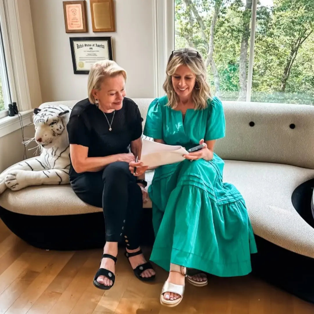 Our Top 5 Reasons We Recommend Working with an Interior Decorator