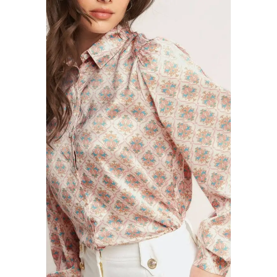 A printed woven top - IT12561-T IVORY PINK