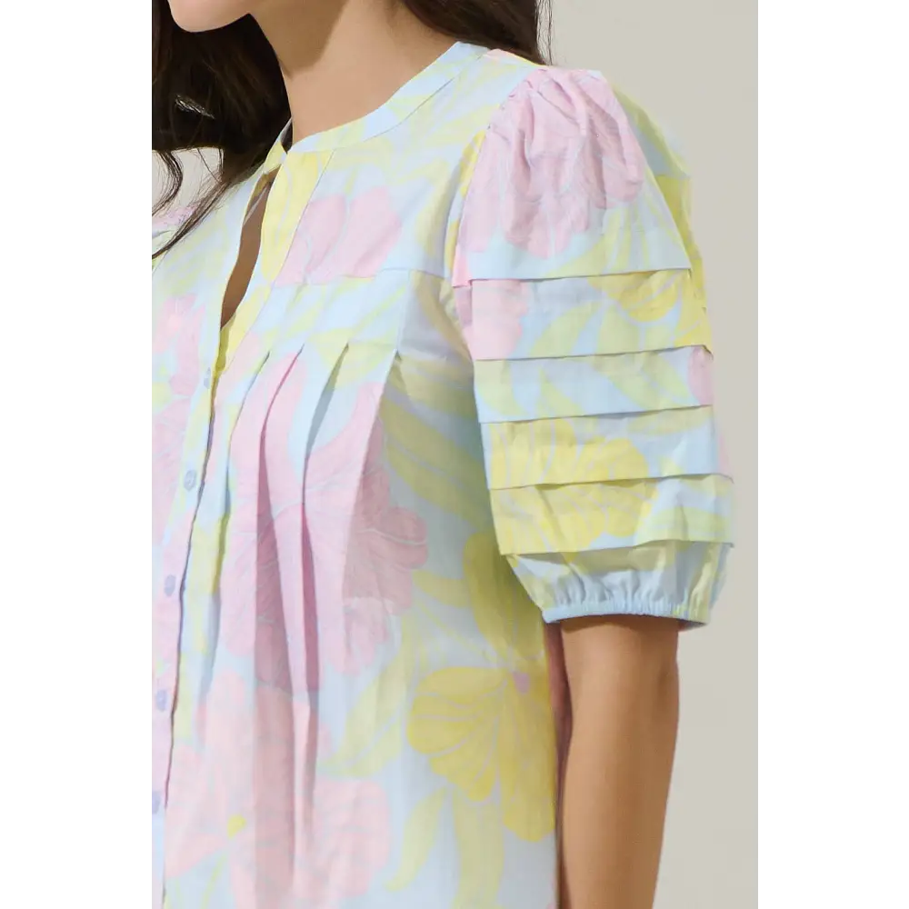 Brisa Floral Court Button Down Top