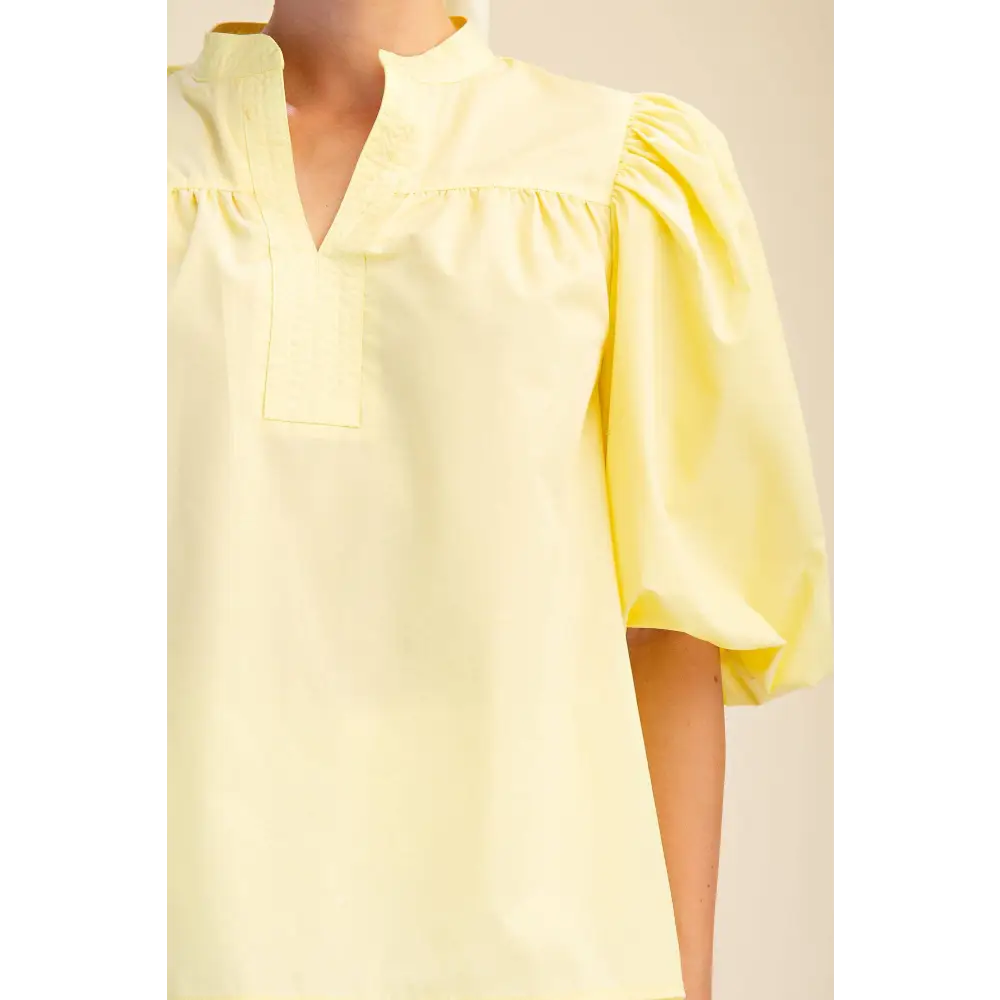 China Collar V-Neck Bubble Sleeve Poplin Top