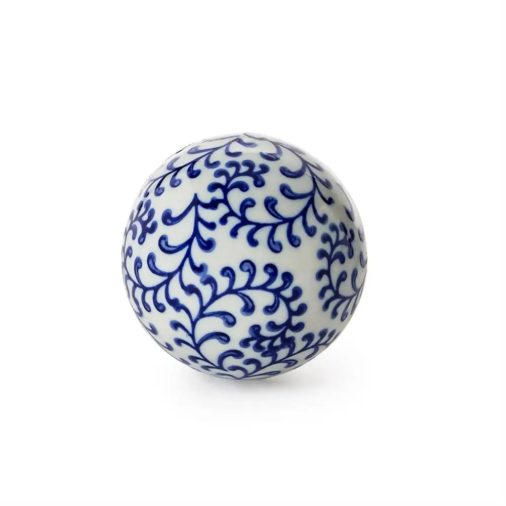 Chinoiserie Hand-Painted Blue and White Decorative Ball - 4 - spheres