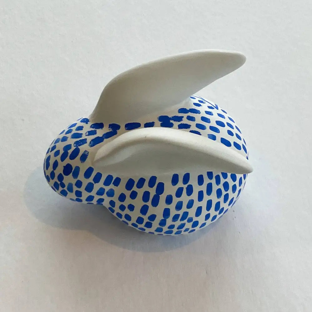Small Magnolia Bunny|Jessica Reynolds Art