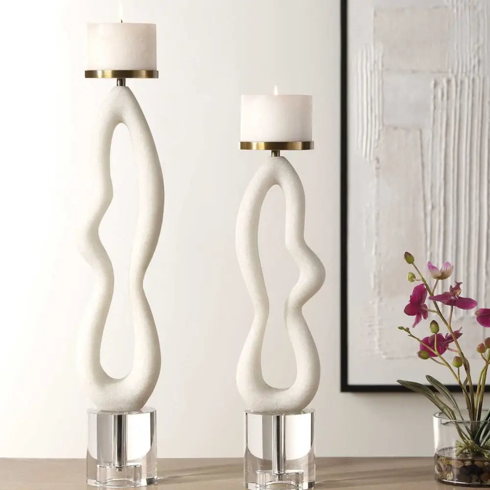 Feamelo Candleholder - DECOR