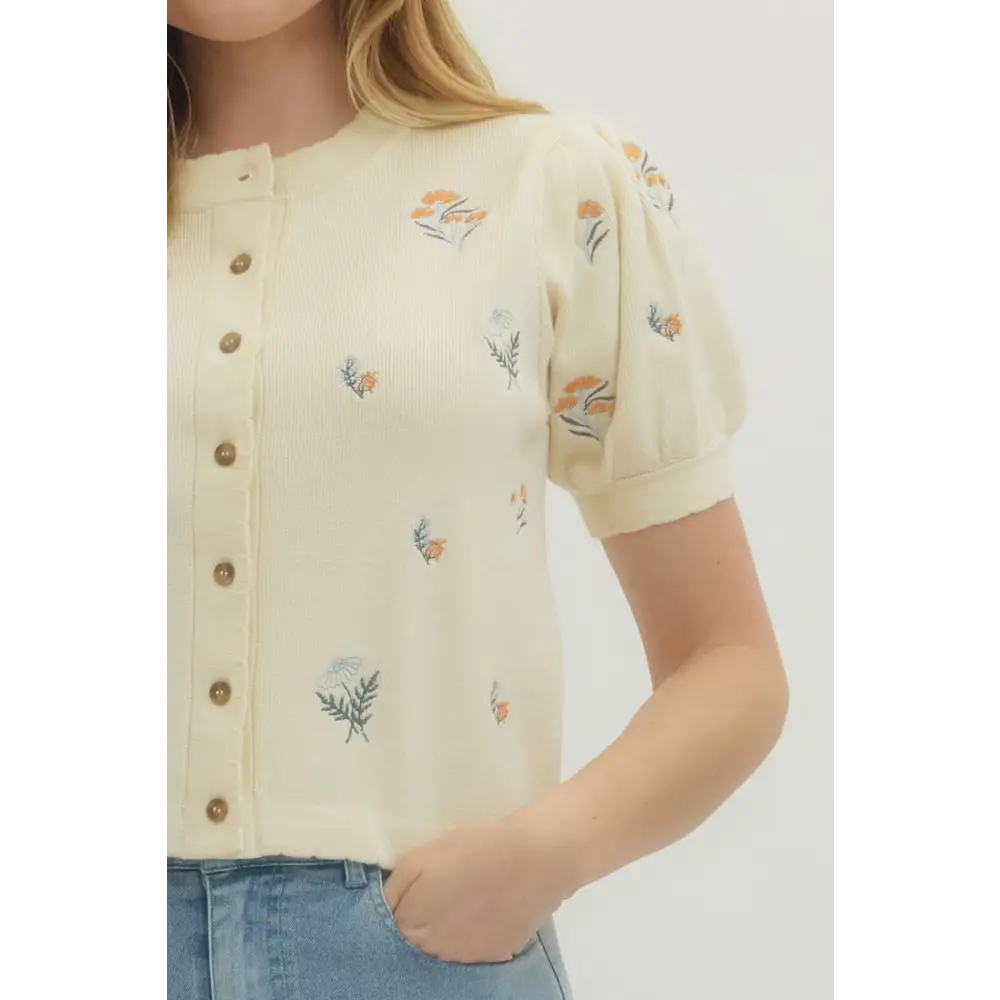 Floral Embroidered Knit Top - Cream / S - Sweater