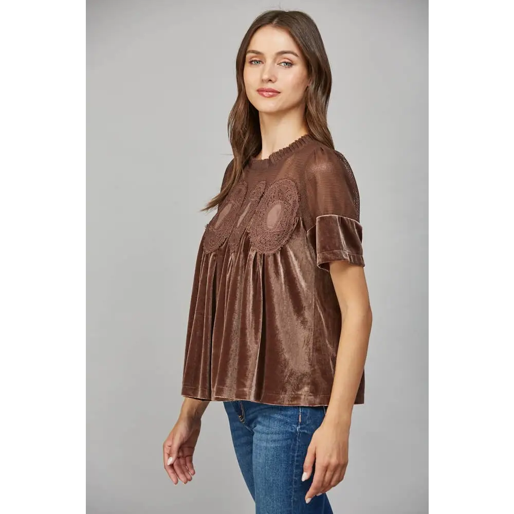 LACE DETAIL VELVET BABYDOLL TOP FT25474