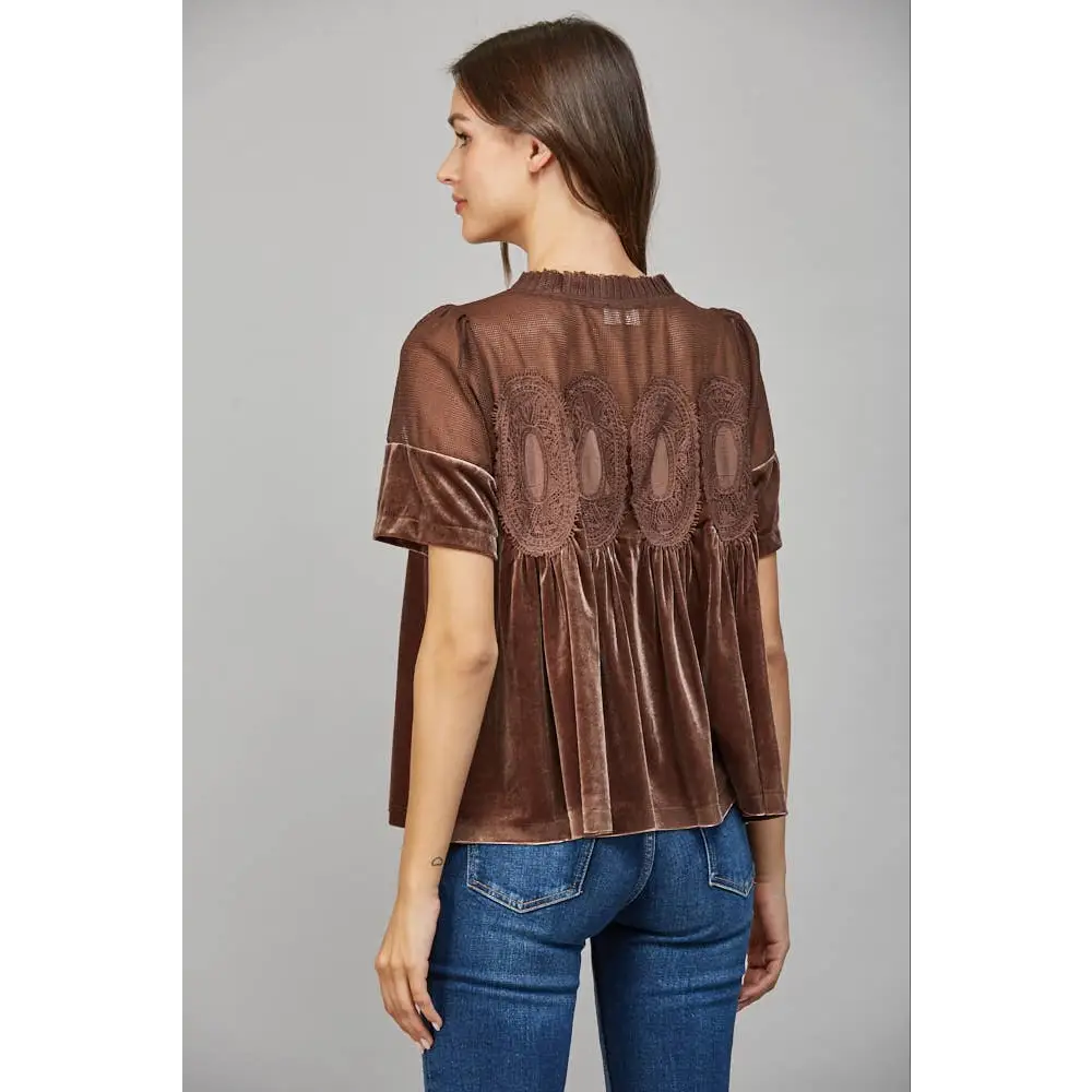 LACE DETAIL VELVET BABYDOLL TOP FT25474