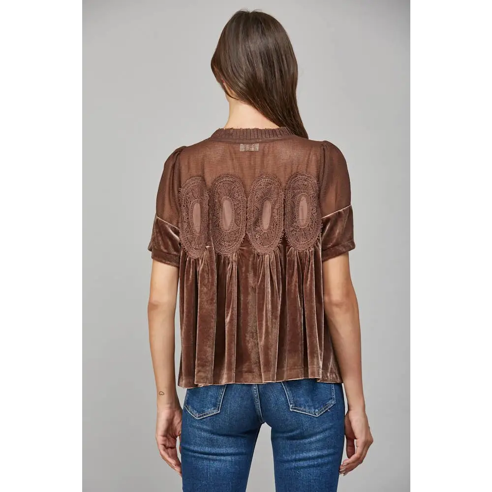 LACE DETAIL VELVET BABYDOLL TOP FT25474