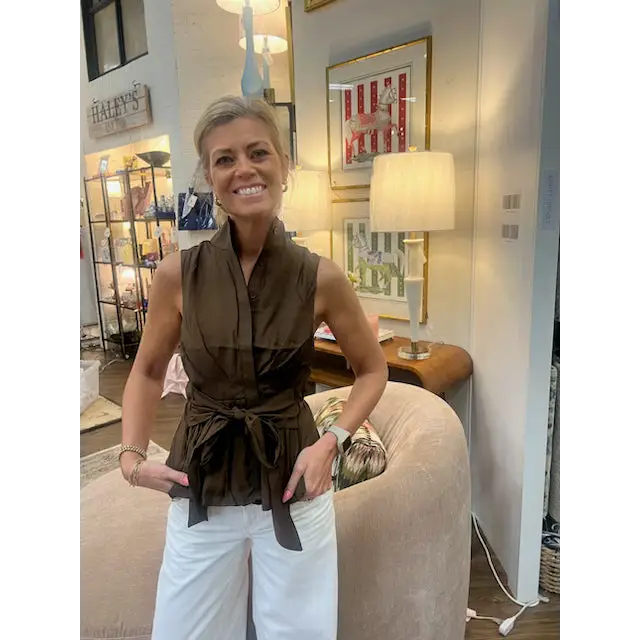 Sleeveless Blouse With Bow - S / Brown