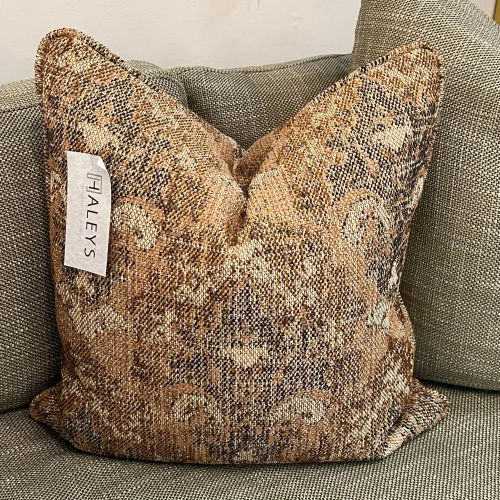 Throw Pillow - PILLOWS