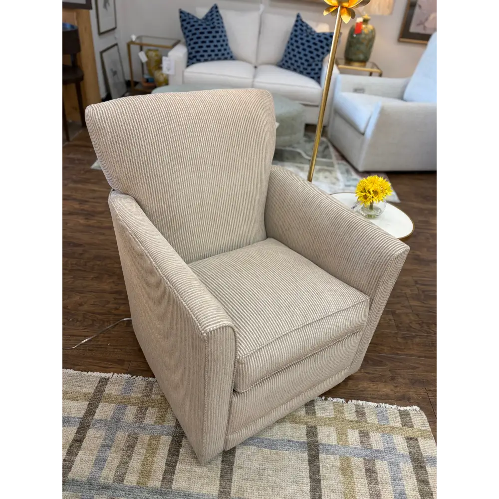 Times Square Manual Swivel Recliner - Recliner